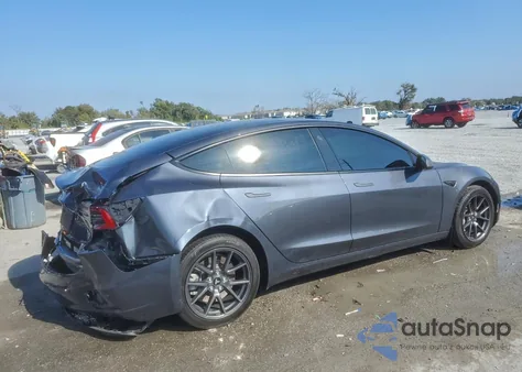 2022 Tesla Model 3 из США, поврежденный, VIN 5YJ3E1EC3NF201228